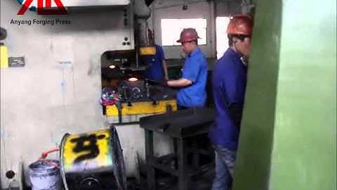 forge spherical joint,auto part by C92k 25kj cnc hydraulic close die forging hammer