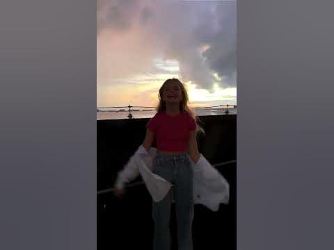 Попала под ливень ☔️ - YouTube