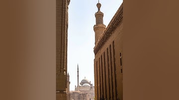 تلاوة من بداية سورة فصلت.