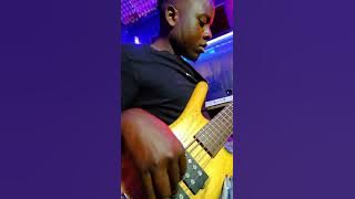 Andrea the vocalist Uhambo ft Aubrey Qwana Basscover🎸 by Darlington Nafitari