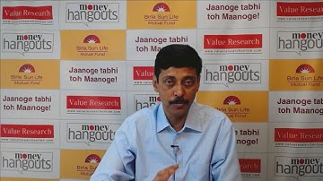 What is tracking error?