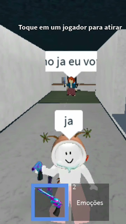 matei a menina sentando