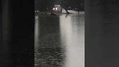 Insolite à Orthez (64) : il fait du jet-ski dans une rue inondée