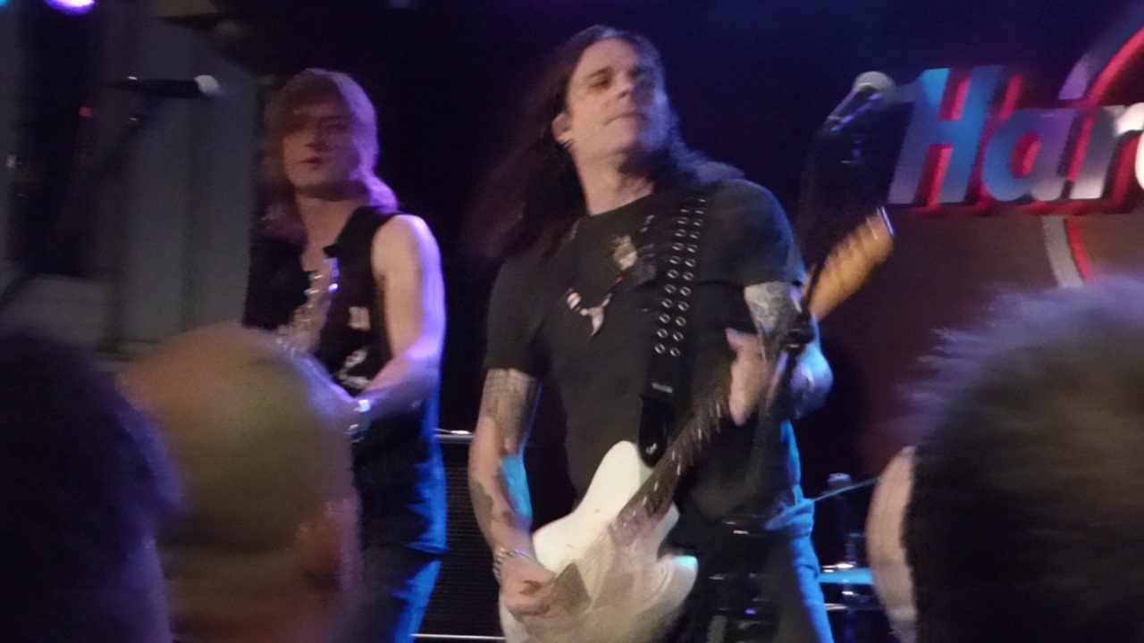 Mike Tramp w/Lucer - Give It All You Got "Live" Hard Rock Café Norway 10.11.2016