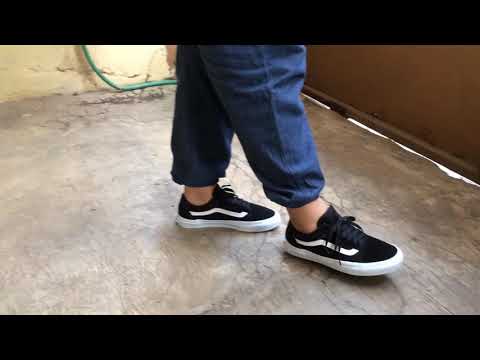 vans old skool mono black skate shoes