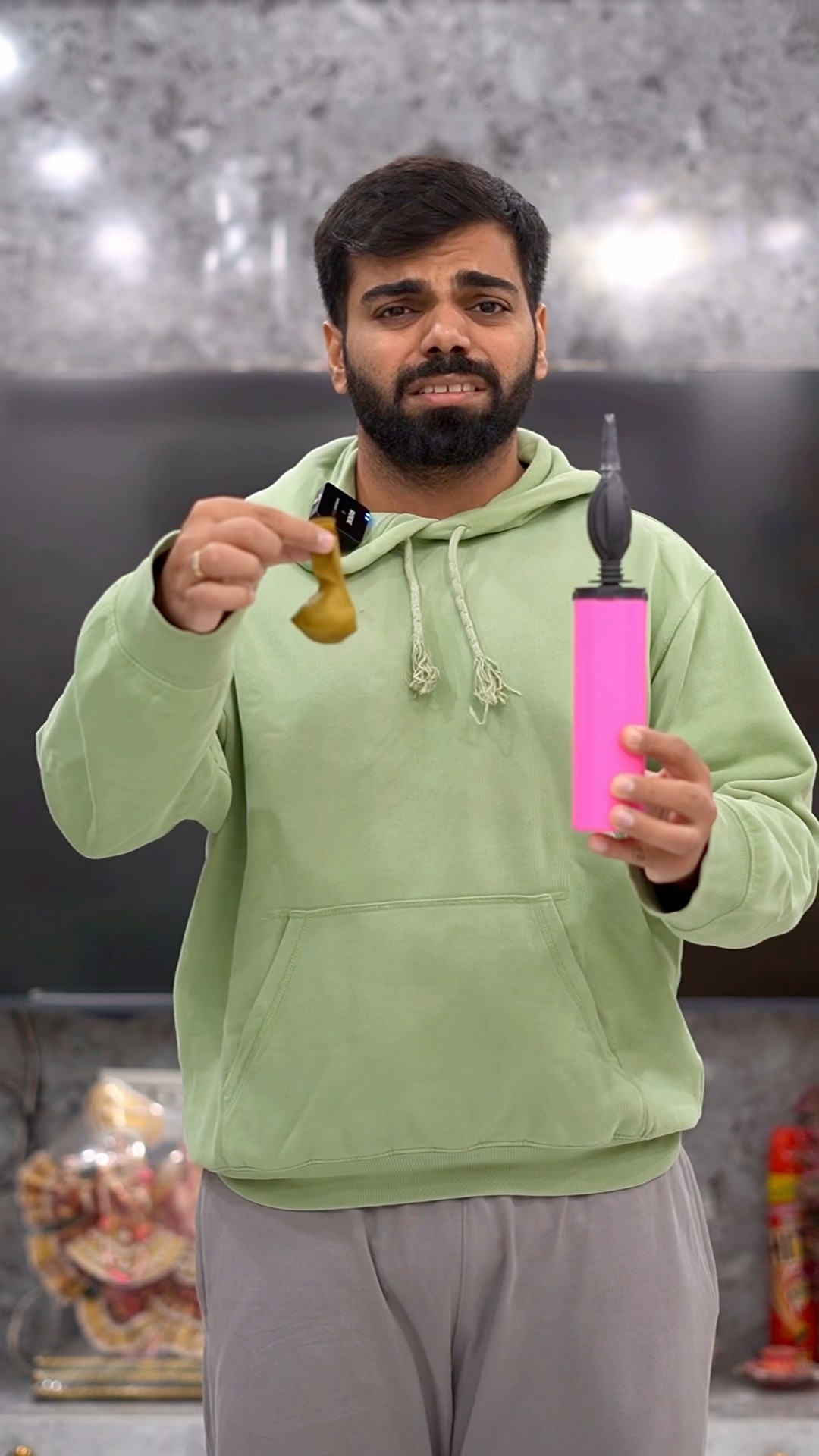 Gaurav k balloon k saath ye kya hua #shorts #youtubeshorts #gauravaroravlogs