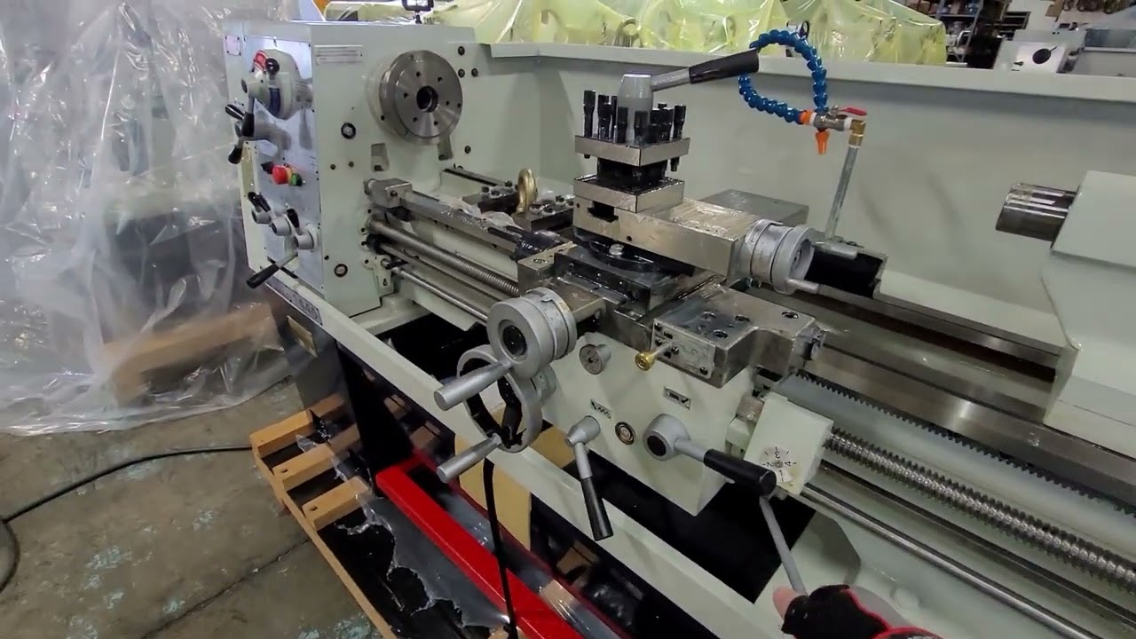 Willis 1440 lathe operation, features, threading, feeding, spindle speeds