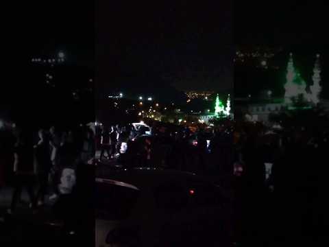 رقص و شادی مردم در بام کرمان زمستان 1401