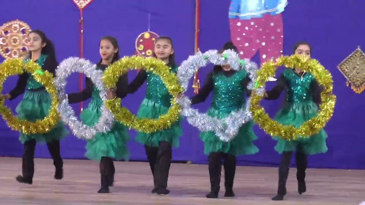 રીંગ ડાન્સ...