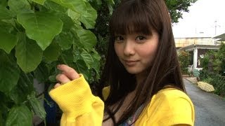 美しすぎる若手女優、新川優愛の貴重なビキニ姿を大公開!!