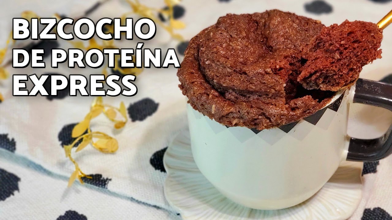 Cómo hacer un bizcocho proteico en menos de 3 minutos (en microondas y con 30 g de proteína) 💪⚡