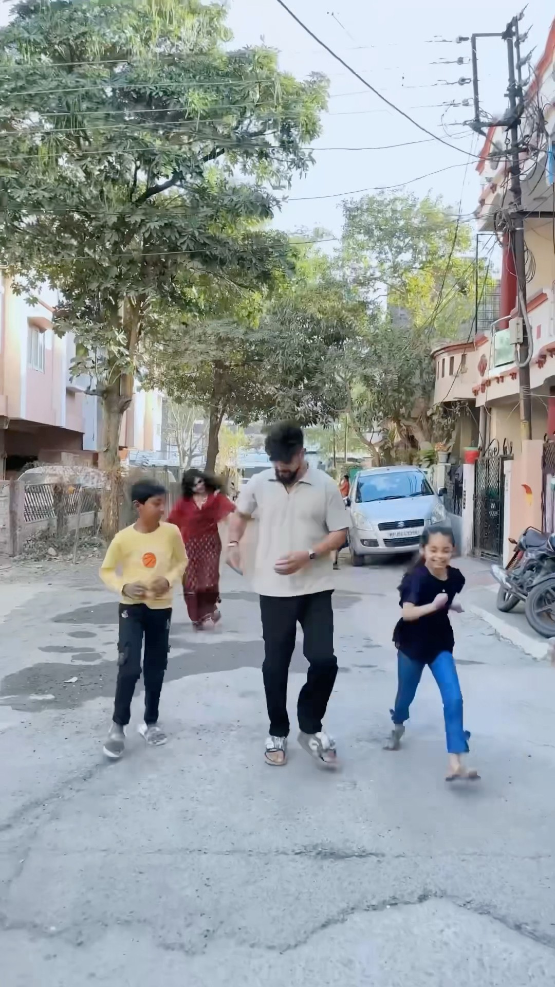 चाय की प्यासीं हू मैं☕️? #funny #kajalsoni #comedy #viralvideo #family #drama ​⁠@kajalsoni