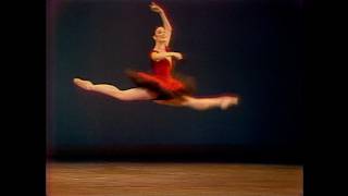 Karen Kain prepares for her last dance in Swan Lake, 1994