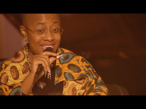 Cécile McLorin Salvant - Dites moi que je suis belle (Live)