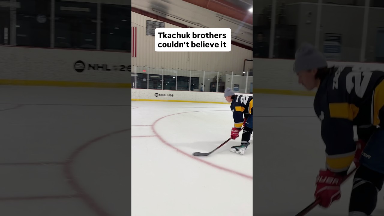 Showing the Tkachuk brothers a move 🏒