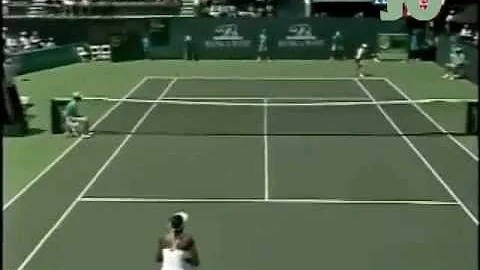 Venus Williams vs Lisa Raymond 2002 Stanford Highl...