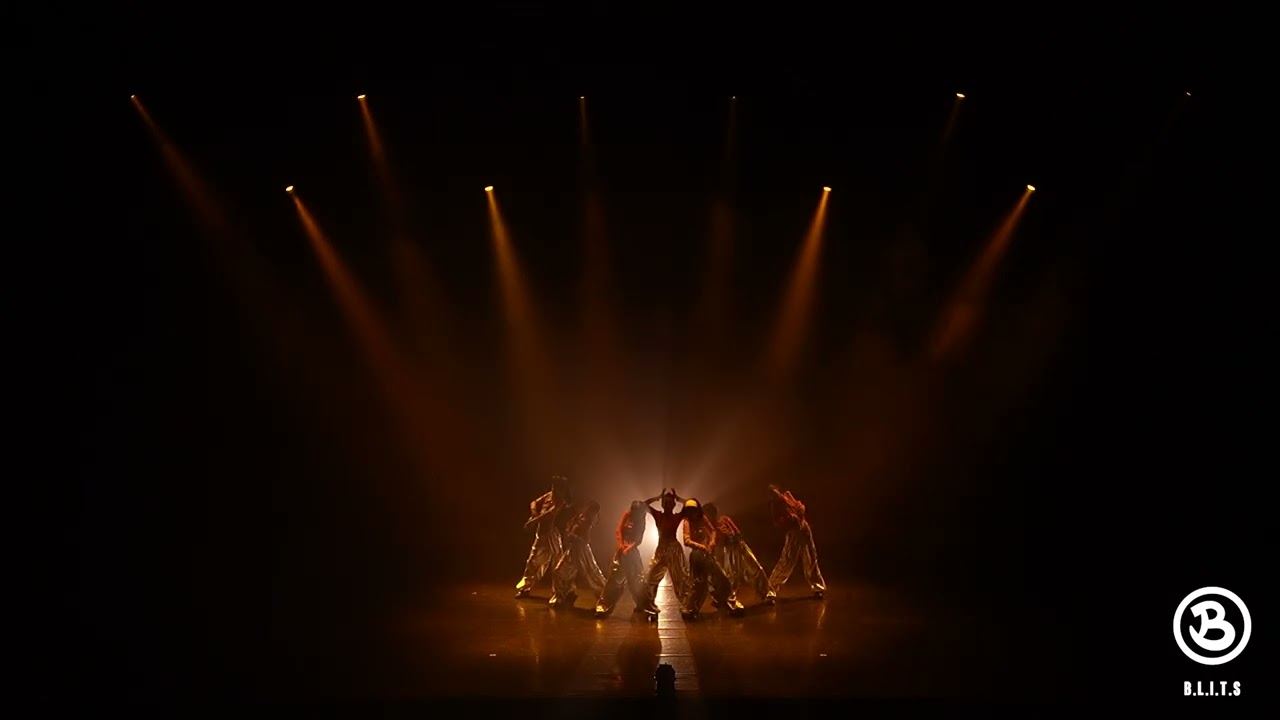 Vol.3 M13 - YUNO KIDS Choreo : YUNO - YouTube