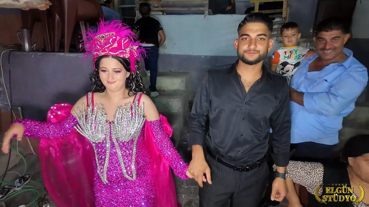 #PAMUKOVA ERKAN VE YILIDIZIN ÇIKIŞLARI KIYAFETLERİ