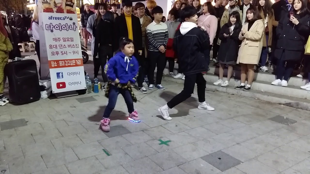 방탄소년단 - DNA  ( 7살 소연 × 19살 경웅)