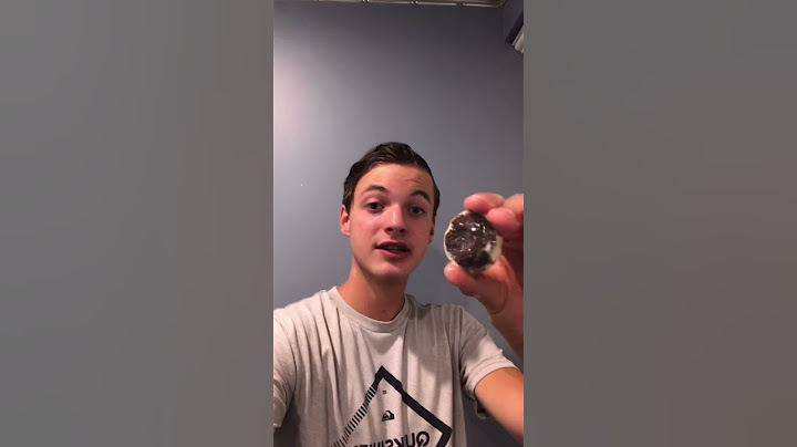 The right way to eat Oreos