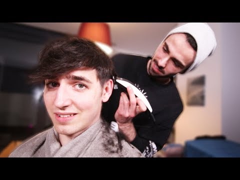 DEJO que ALBERTO me CORTE EL PELO en CASA *Su primera vez*