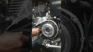 How to change Sprag Clutch(Self Bearing) #bullet #claasic #royal #bike #hunter screenshot 4