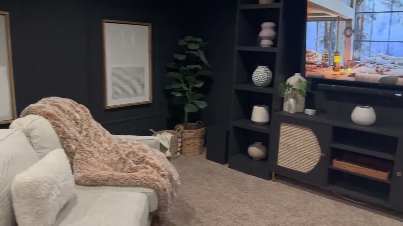 How to Make a Floating Canvas Frame DIY | Make this Easy and Affordable Wood Float Frame