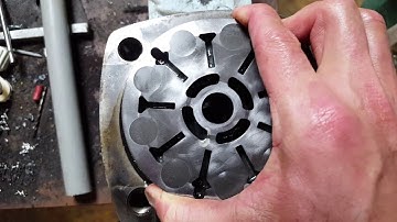 1995 Bobcat 753 Drive Motor Rebuild - Part 2