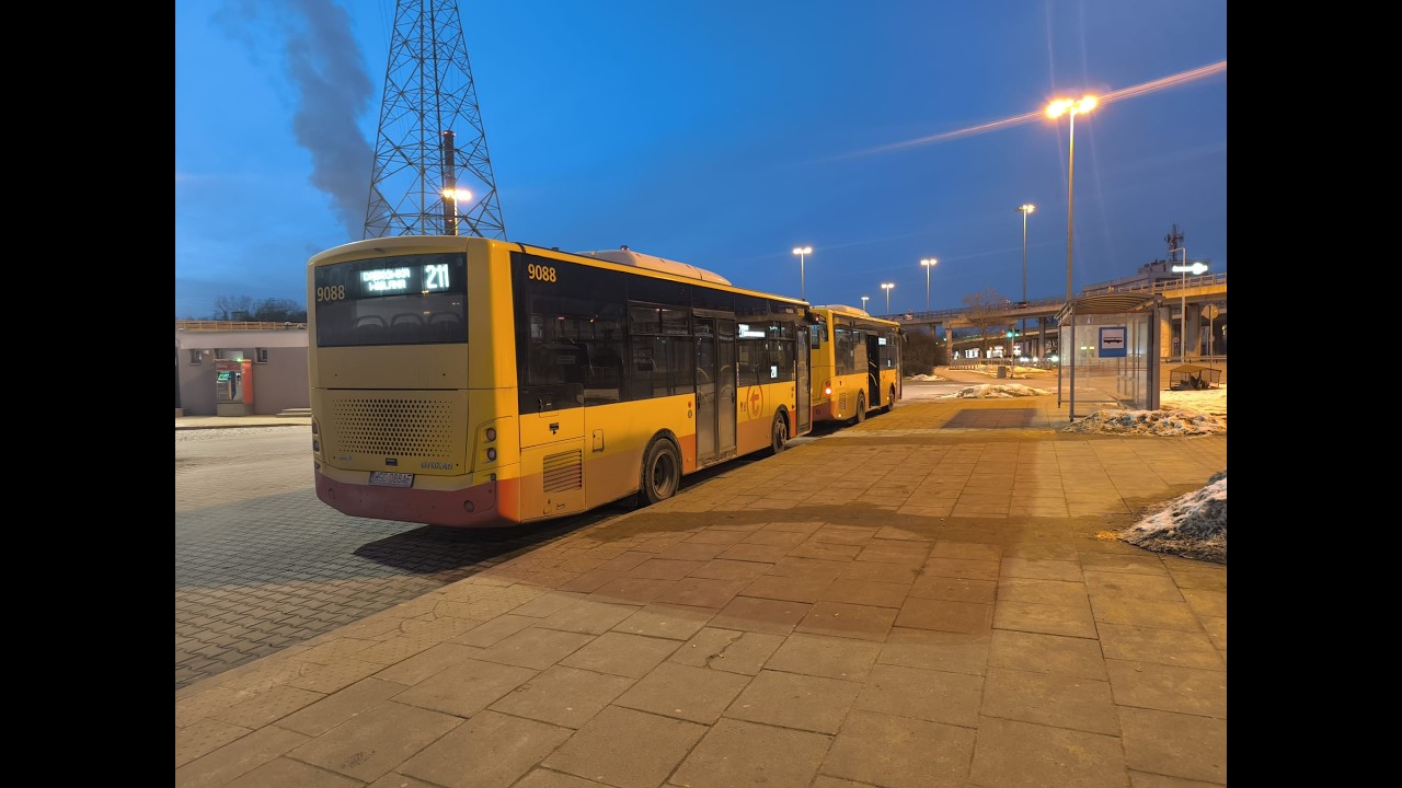 Otokar Vectico C na linii 211 kier. Dąbrówka Wiślana