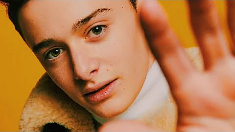 Noah Schnapp edits that’ll make you fall in love with him ♥️❤️💗💓💘💖