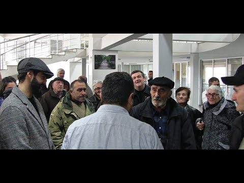 მოქალაქეების პროტესტი და ხმაური  ბორჯომის საკრებულოში