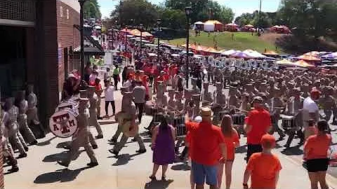 Texas Aggie Band marches into Clemson