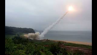 КНДР запустила баллистические ракеты в сторону Восточного моря.