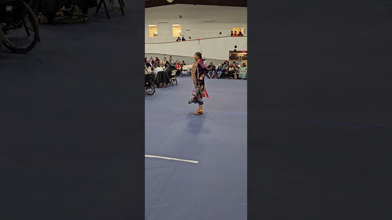 Women's Woodland style 