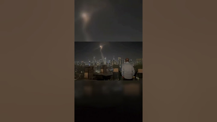 Irán spustil mohutný útok na Izrael, predchádzal mu ajatolláhov príhovor