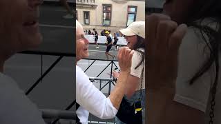 Kind Strangers Help 75-Year-Old Runner Find Wife in Crowd During Boston Marathon by Storyful Viral 545 views 2 days ago 1 minute, 29 seconds