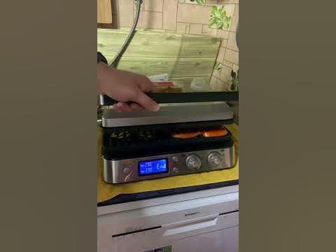 Электрический гриль Delonghi CGH1030D готовим - YouTube