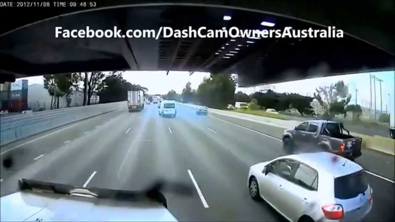 Australian Car Crash / 27 - YouTube