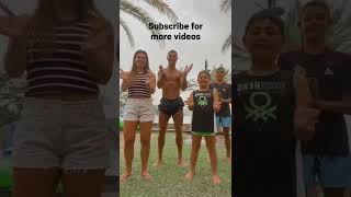 Cristiano Ronaldo dances on TikTok