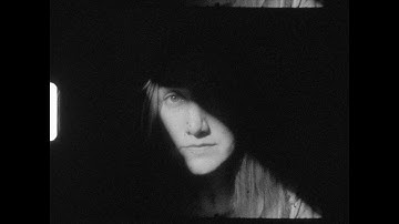 Anna Dobrucka - LUMIÈRE on super 8 film