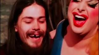 Pink Flamingos (1972)   Trailer