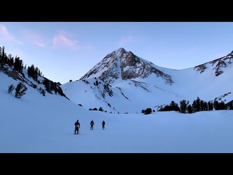 Video: Ski The Desert: Zarobte Si Zákruty V Backcountry Nevada