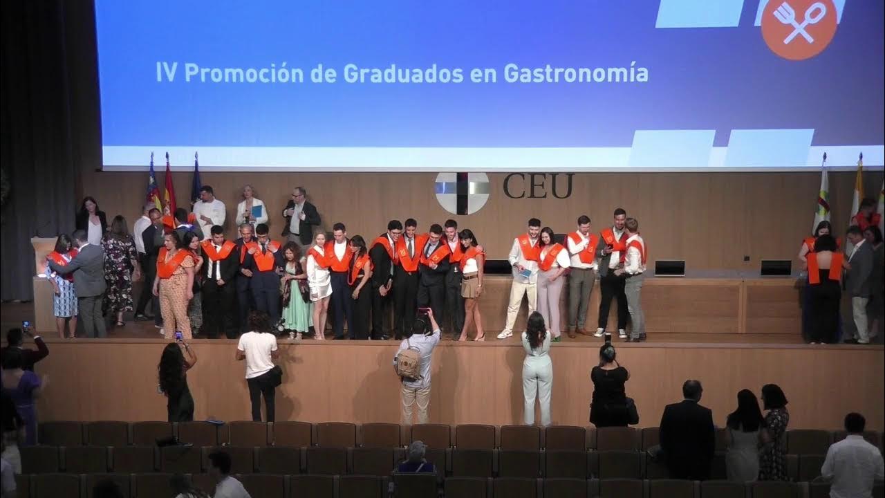 Graduación Gastronomía @ Paraninfo UCHCEU - YouTube