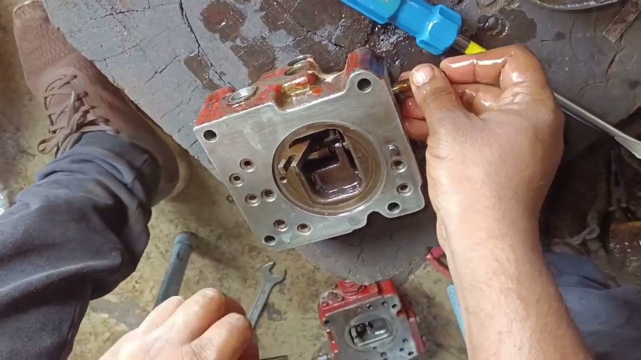 Kawasaki , Hitachi 110 Hydraulic pump, regulator repair. 9659377111