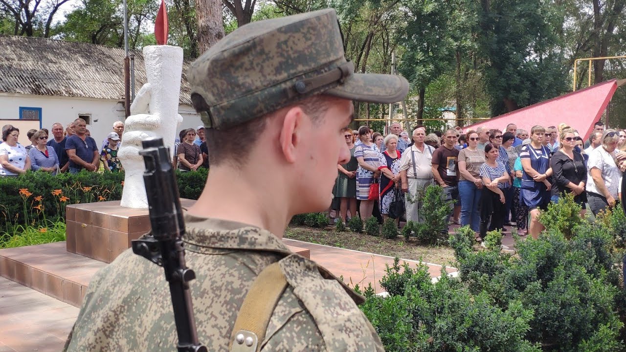 Когда в село пришло горе. Мы вместе... - YouTube