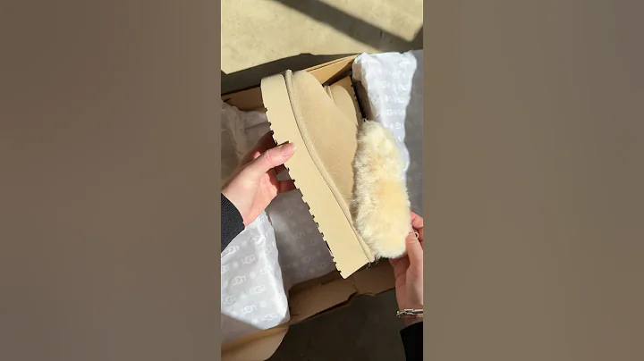 Mustard Seed is the moment. ✨ #UGG