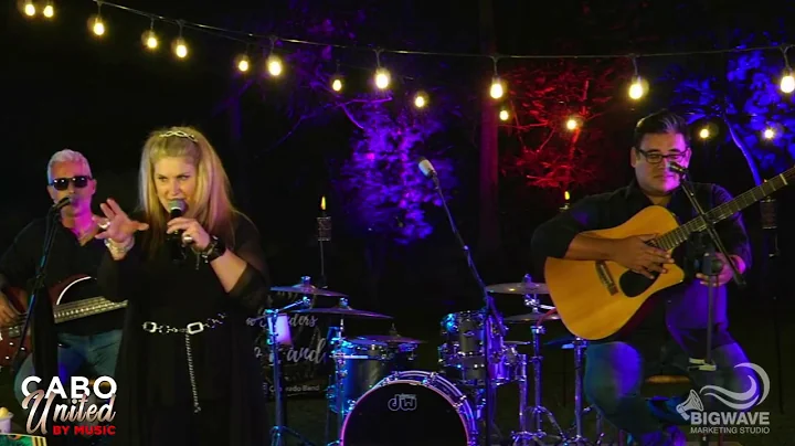 Lisa Saunders &  The Caborado Band at Patio Caborado