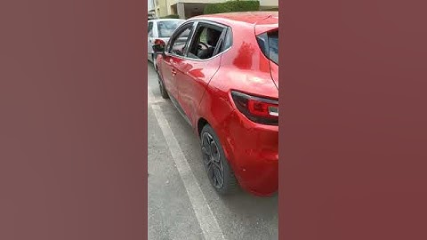 Clio4 hands free automatic windows close when leaving the car