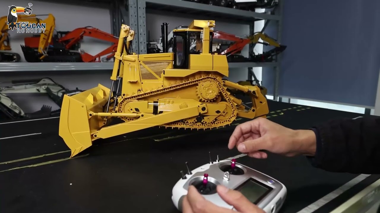 How to operate The 1/14 RC hydraulic DXR2 bulldozer metal earth
