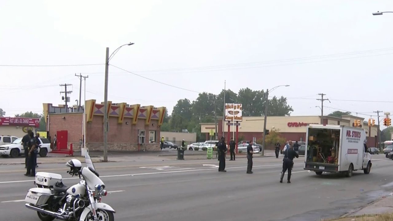 One dead, one injured in shooting on 7 Mile Road in Detroit YouTube